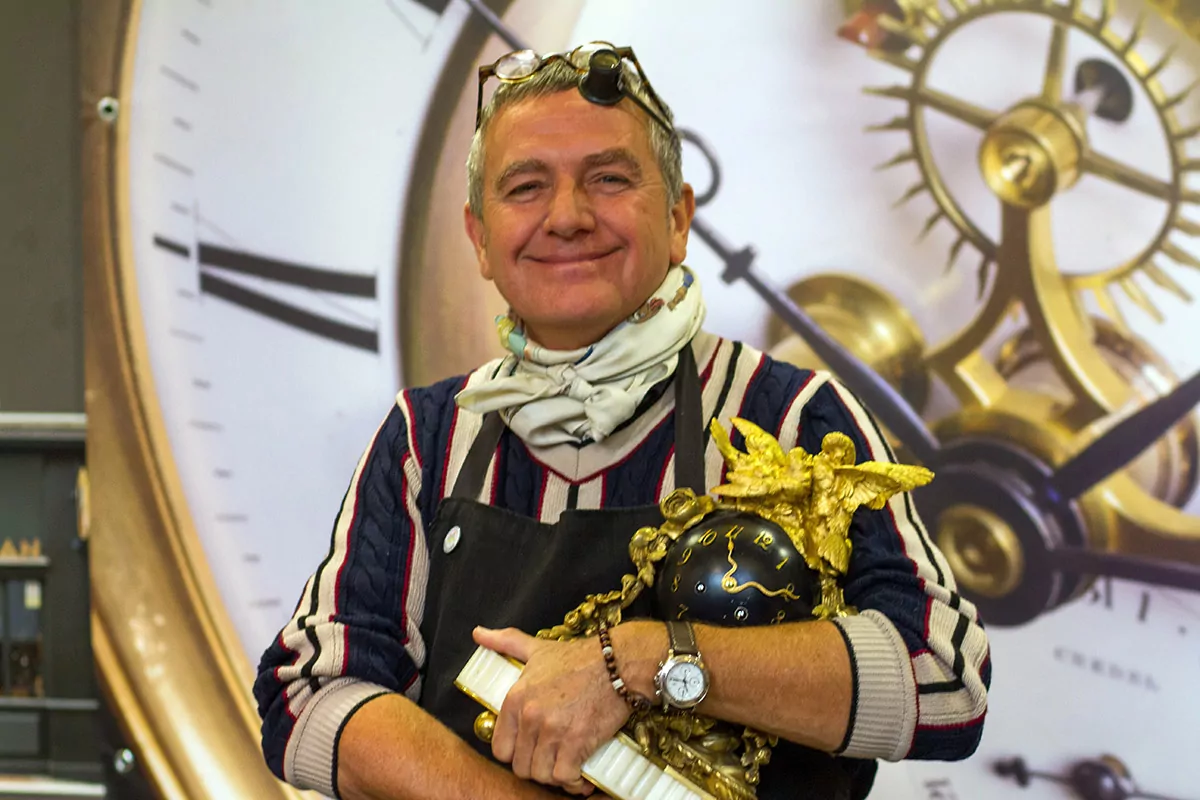 Jean-François Lefèvre, pendulier, Journées Européennes du Patrimoine 2026 en Normandie, à Mortagne-au-Perche.